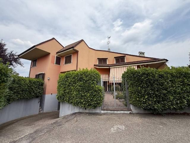 Villa Indipendente in vendita a Piemonte, Cuneo