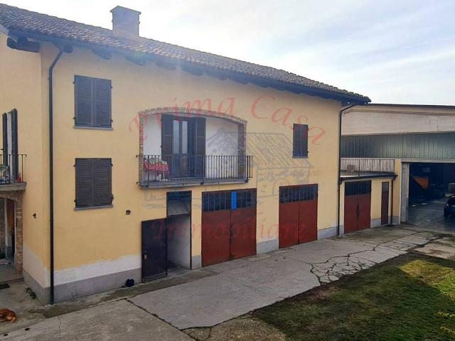 Villa Indipendente in vendita a Castagnole delle Lanze, Piemonte