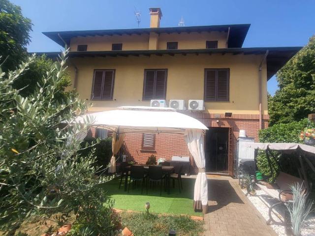 Villa Indipendente in vendita a Castano Primo, Lombardia