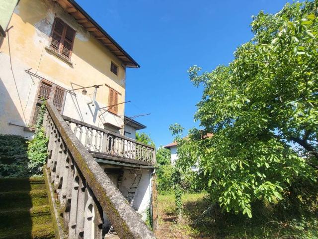 Villa Indipendente in vendita a Castano Primo, Lombardia
