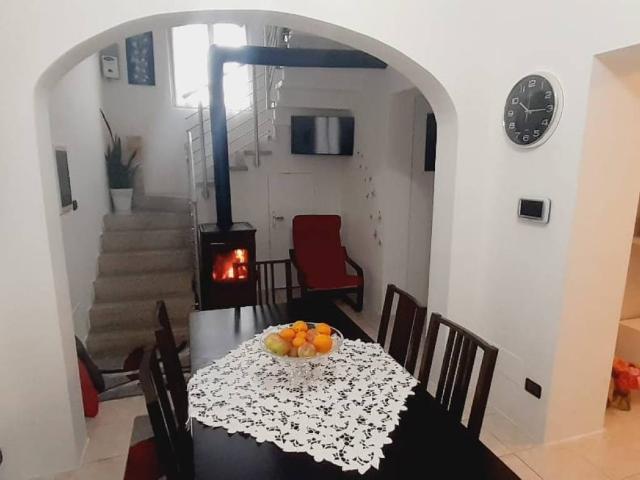 Villa Indipendente in vendita a Casteggio, Lombardia