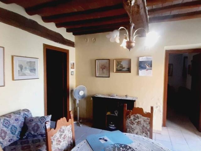 Villa Indipendente in vendita a Casteggio, Lombardia