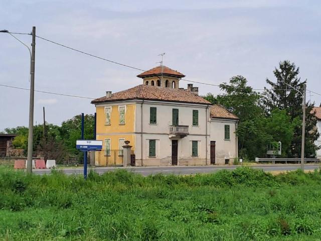 Villa Indipendente in vendita a Casteggio, Lombardia