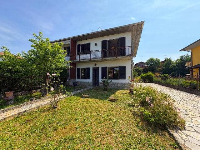 Villa Indipendente in vendita a Cascina Sgarbina, Casteggio