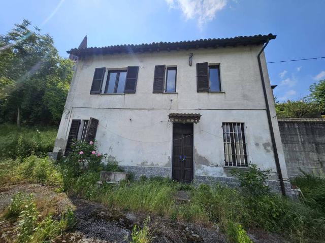 Villa Indipendente in vendita a Pistornile, Casteggio