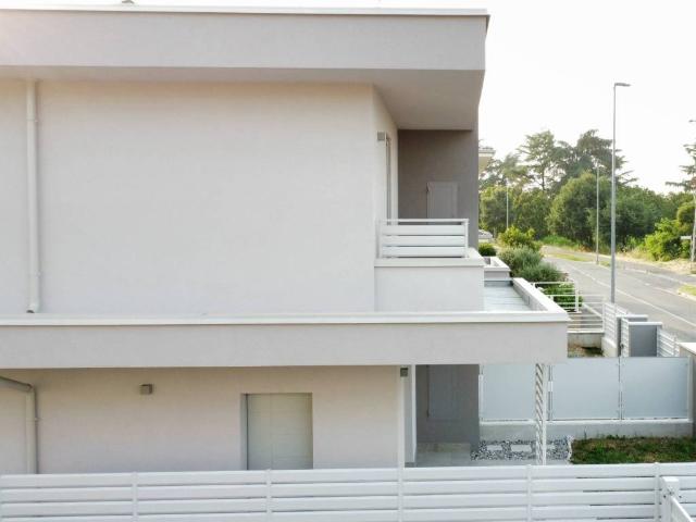 Villa Indipendente in vendita a Castegnato, Brescia