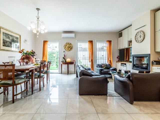 Villa Indipendente in vendita a Unione della Romagna Faentina, Castel Bolognese