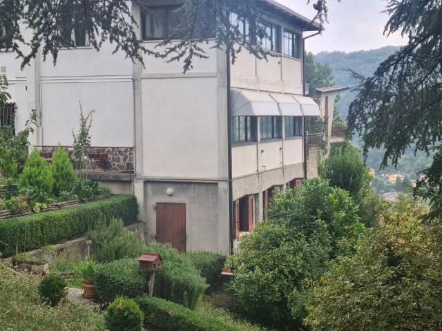 Villa Indipendente in vendita a Unione dell'Appennino Bolognese, Castel D'aiano