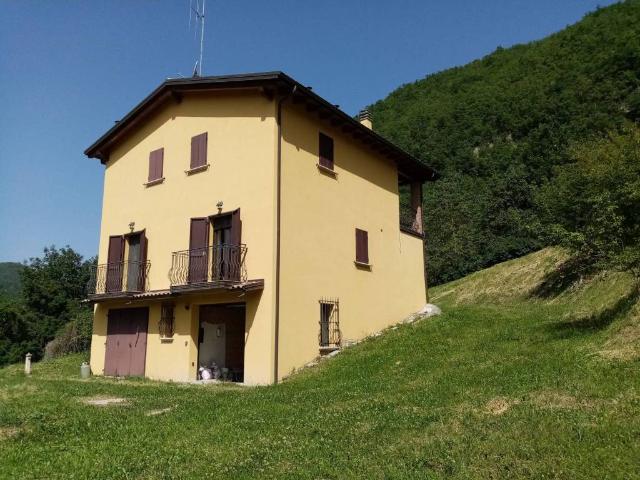 Villa Indipendente in vendita a Unione dell'Appennino Bolognese, Castel D'aiano