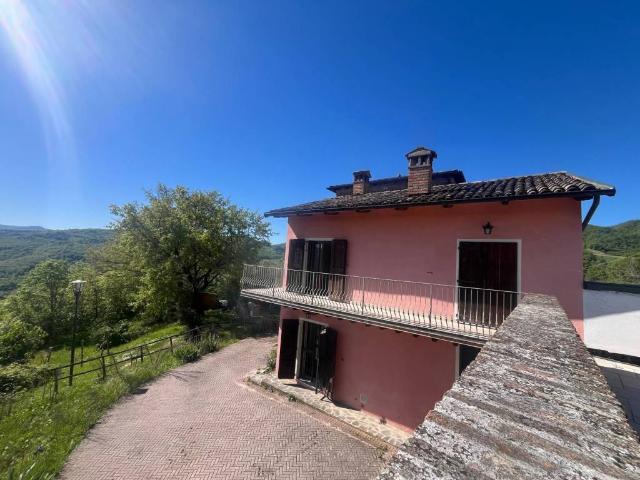 Villa Indipendente in vendita a Unione dell'Appennino Bolognese, Castel D'aiano