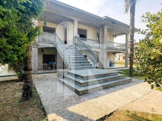 Villa Indipendente in vendita a Castel D'ario, Lombardia