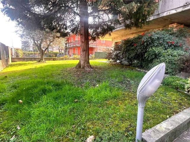 Villa Indipendente in vendita a Castel D'azzano, Veneto