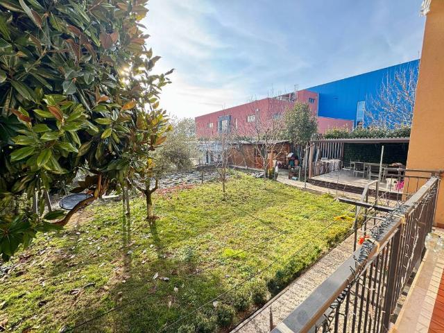 Villa Indipendente in vendita a Sud, Castel D'azzano