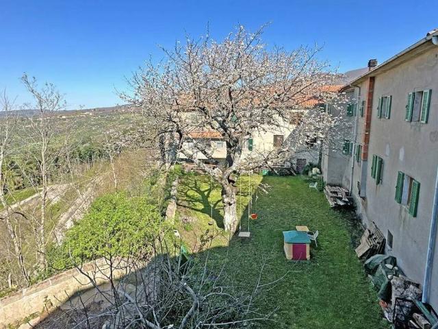 Villa Indipendente in vendita a Castel del Piano, Grosseto