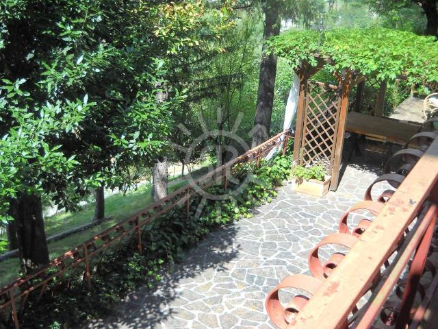 Villa Indipendente in vendita a Nuovo Circondario Imolese, Castel Del Rio