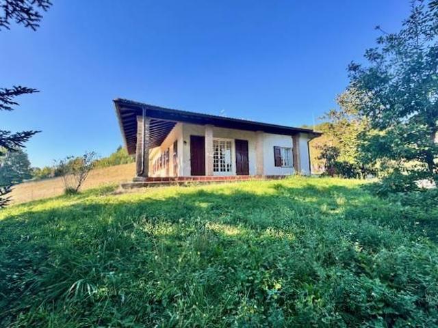 Villa Indipendente in vendita a Unione dell'Appennino Bolognese, Castel Di Casio