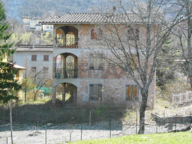 Villa Indipendente in vendita a Unione dell'Appennino Bolognese, Castel Di Casio