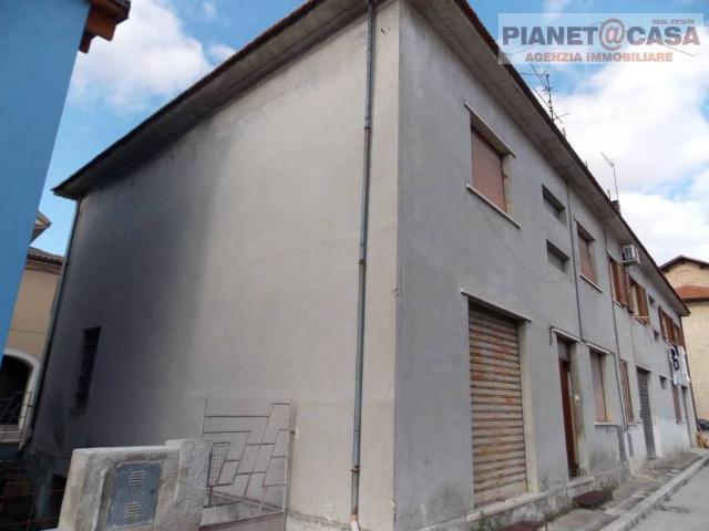 Villa Indipendente in vendita a Cerreto, Marche