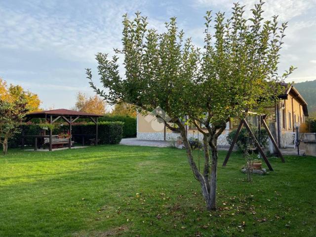 Villa Indipendente in vendita a Castel Di Sangro, Abruzzo