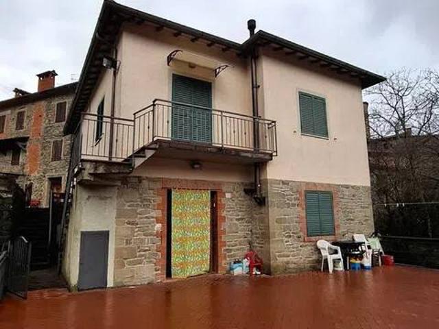 Villa Indipendente in vendita a Castel Focognano, Toscana