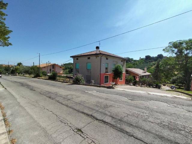 Villa Indipendente in vendita a Castel Frentano, Abruzzo