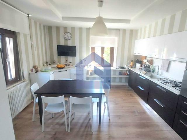 Villa Indipendente in vendita a Castel Frentano, Abruzzo