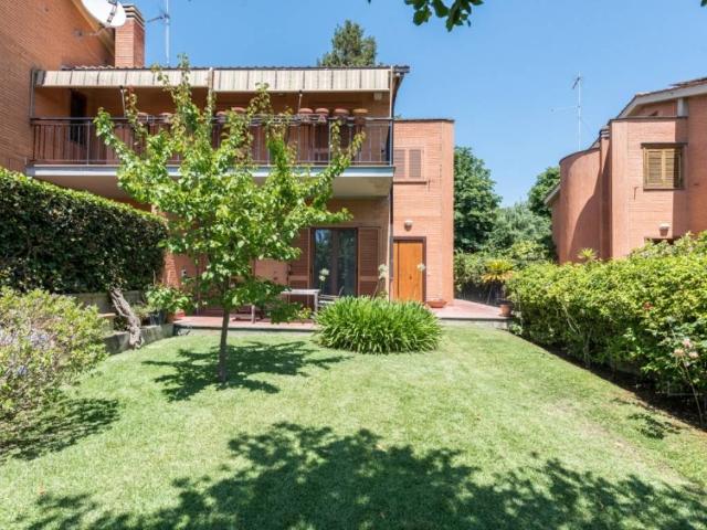 Villa Indipendente in vendita a Roma Capitale, Lazio