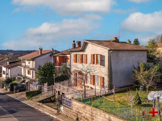 Villa Indipendente in vendita a Castel Giorgio, Umbria