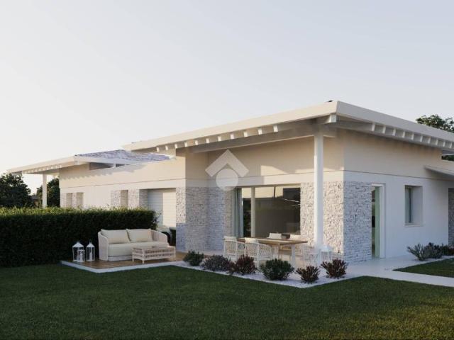 Villa Indipendente in vendita a Castel Goffredo, Lombardia