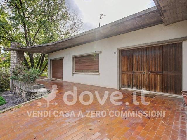 Villa Indipendente in vendita a Castel Goffredo, Mantova