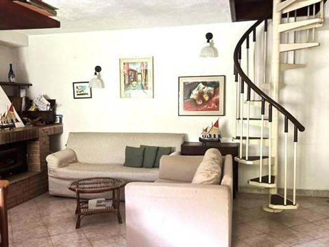 Villa Indipendente in vendita a Comunità Valsugana e Tesino, Ivano Fracena