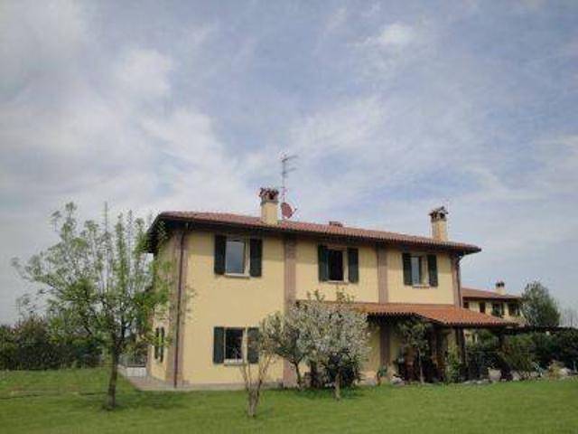 Villa Indipendente in vendita a Unione Reno Galliera, Castel Maggiore