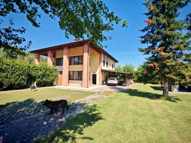 Villa Indipendente in vendita a Garluda, Castel Maggiore