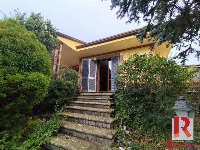 Villa Indipendente in vendita a Castel Morrone, Campania