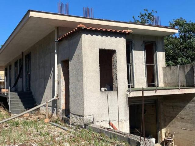 Villa Indipendente in vendita a Castel San Giorgio, Campania