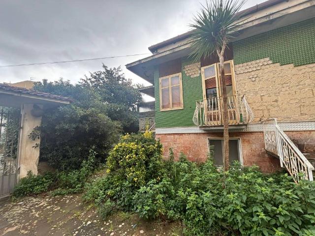 Villa Indipendente in vendita a Castel San Giorgio, Campania