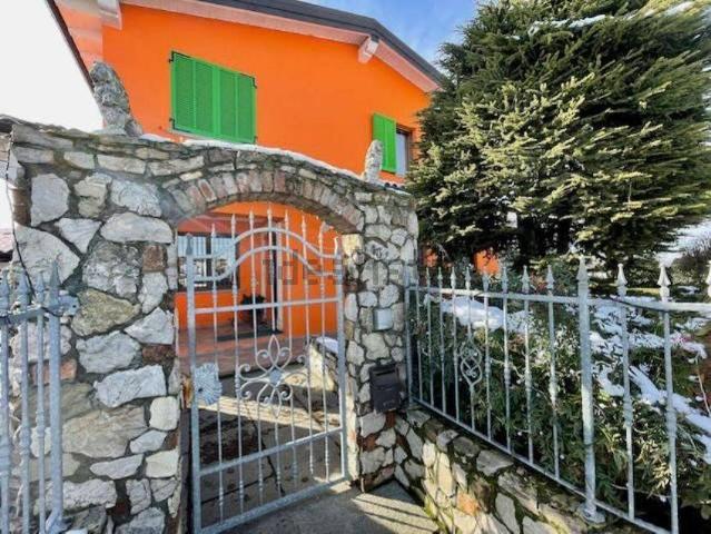 Villa Indipendente in vendita a Casa Nissolo, Castel San Giovanni