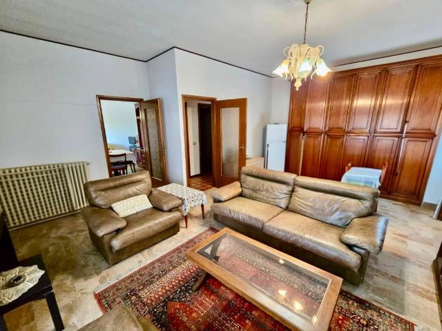 Villa Indipendente in vendita a Castel San Giovanni, Reggio Emilia
