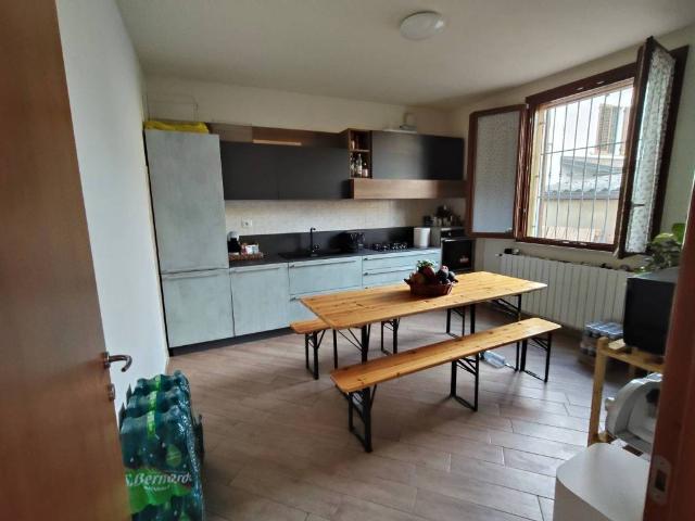 Villa Indipendente in vendita a Castel San Giovanni, Piacenza