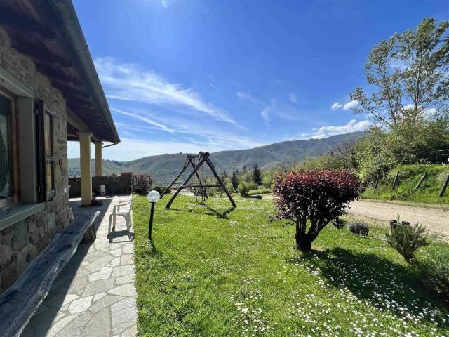 Villa Indipendente in vendita a Castel San Niccolò, Toscana