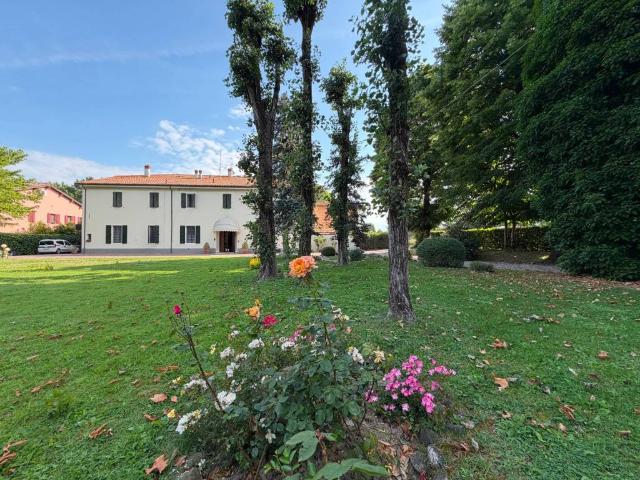 Villa Indipendente in vendita a Nuovo Circondario Imolese, Castel San Pietro Terme