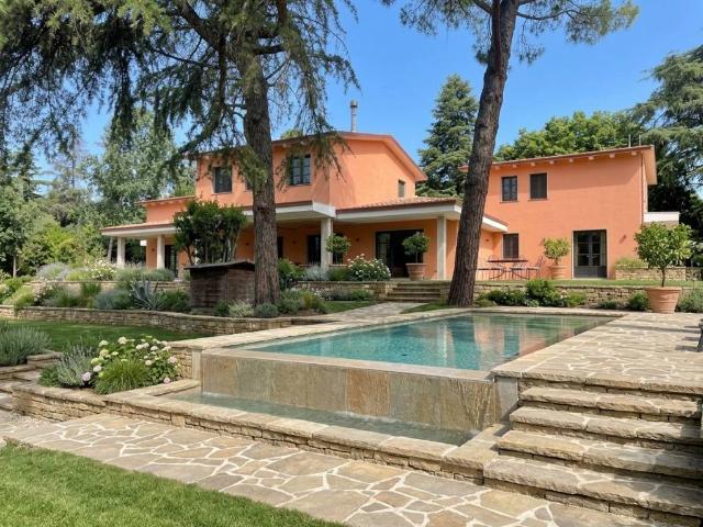 Villa Indipendente in vendita a Nuovo Circondario Imolese, Castel San Pietro Terme