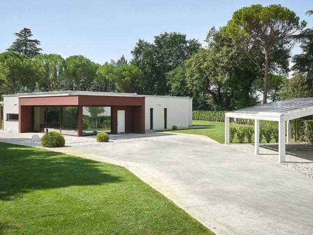 Villa Indipendente in vendita a Nuovo Circondario Imolese, Castel San Pietro Terme