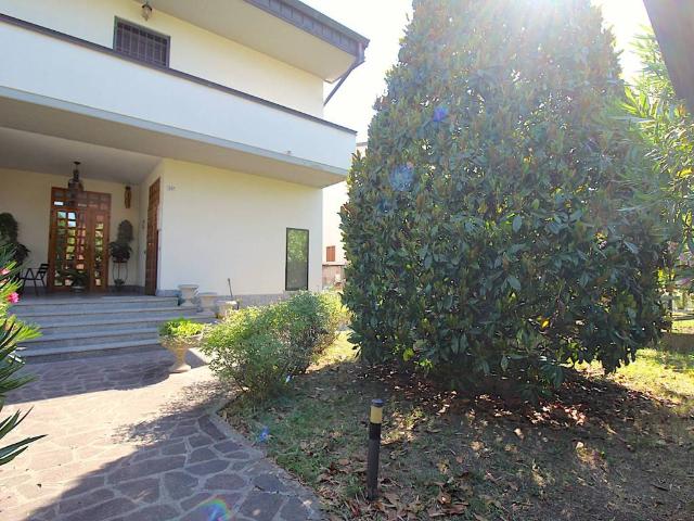 Villa Indipendente in vendita a Nuovo Circondario Imolese, Castel San Pietro Terme