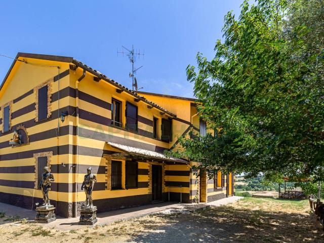 Villa Indipendente in vendita a Nuovo Circondario Imolese, Castel San Pietro Terme