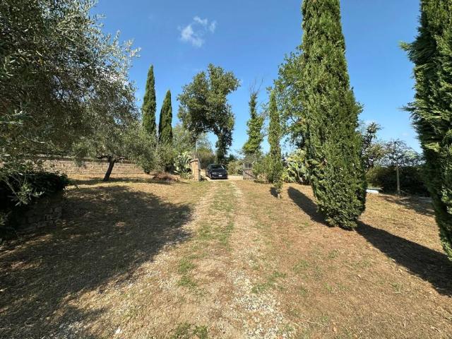 Villa Indipendente in vendita a Civita Castellana, Lazio
