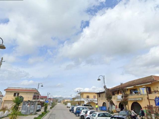 Villa Indipendente in vendita a Le Scopelle, Castel Volturno