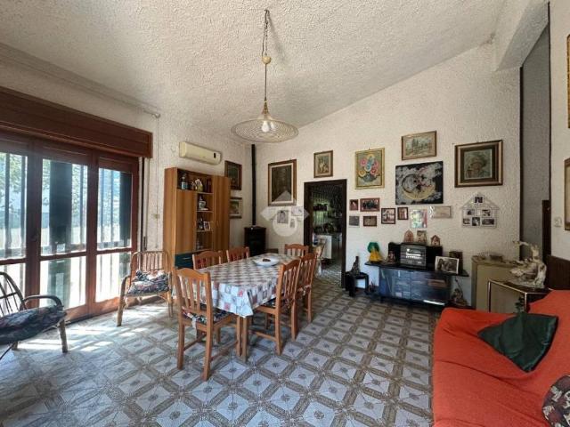 Villa Indipendente in vendita a Castel Volturno, Campania