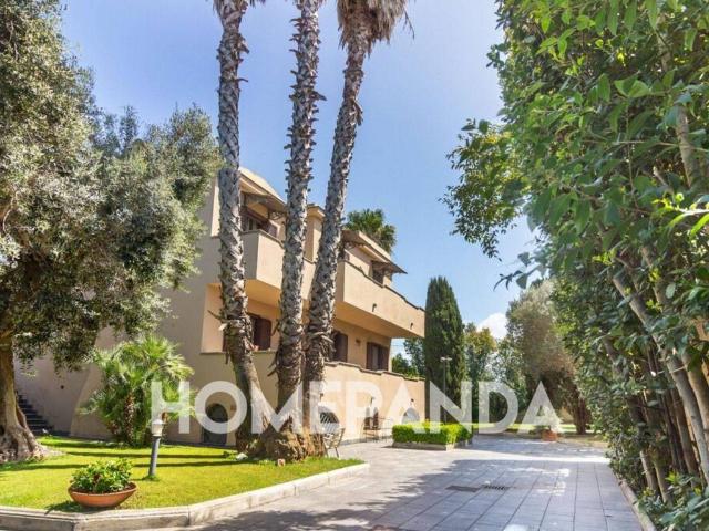 Villa Indipendente in vendita a Villaggio del Sole, Castel Volturno
