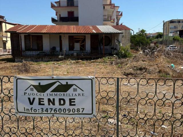 Villa Indipendente in vendita a Villaggio del Sole, Castel Volturno